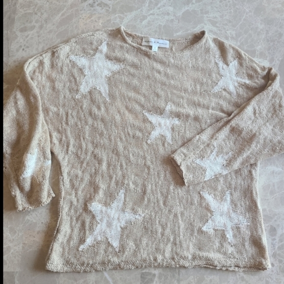 Chelsea & Theodore Sweaters - Chelsea & Theodore star loose knit sweater